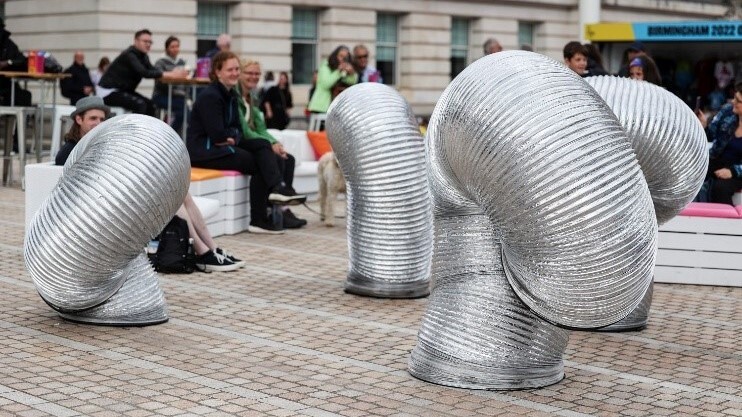 31994Bell Square 2026: Gandini Juggling – SMASHED