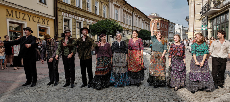 31792Theatre is Freedom: Teatr Biuro Podrozy – The Tempest